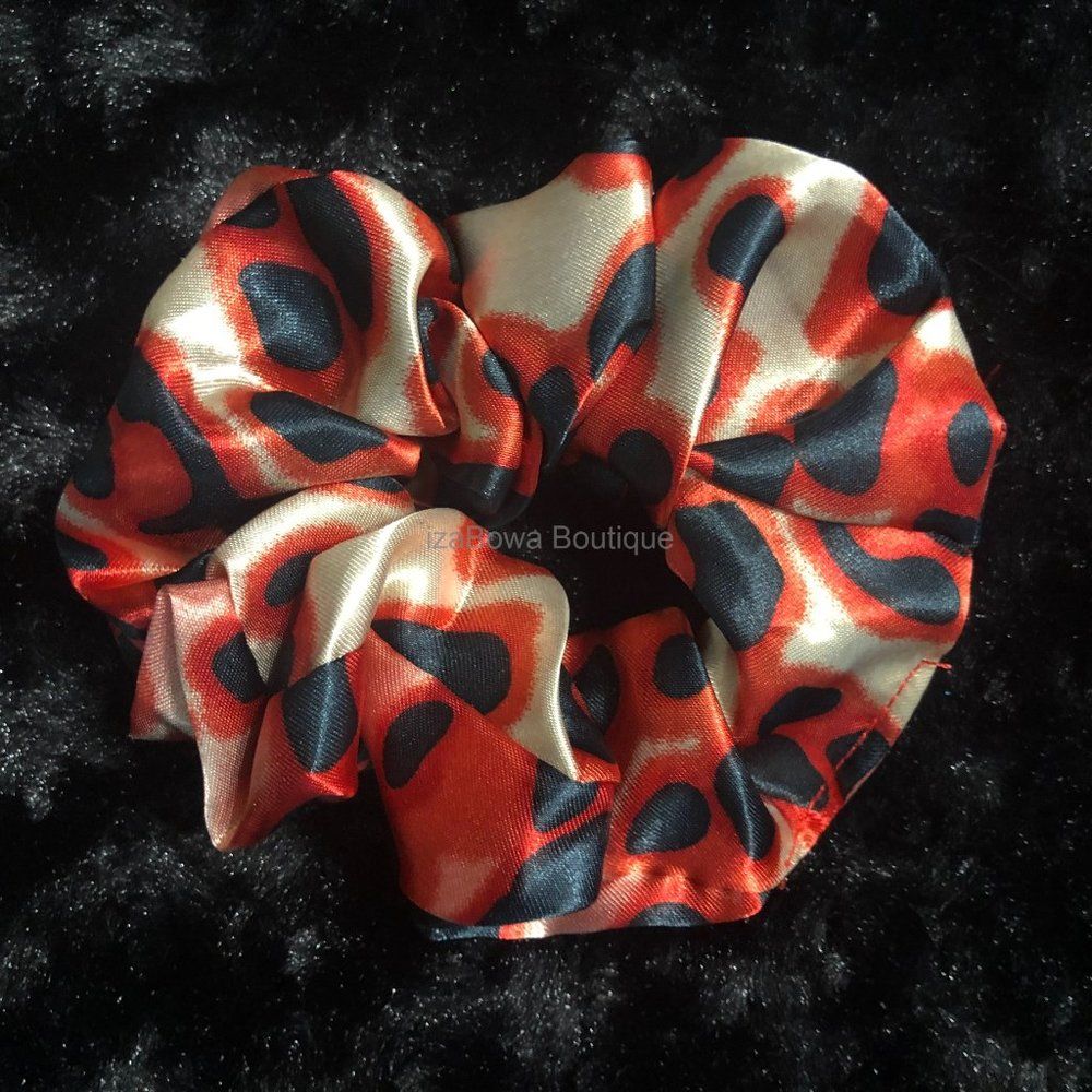 Red Cheetah Design Satin Scrunchie Handcrafted -Women's- Sc2742 Nwt